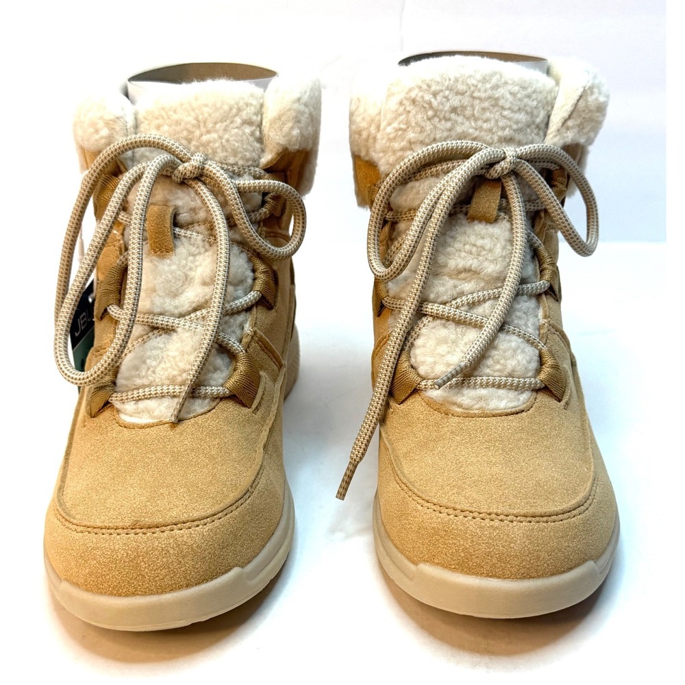 JBU Women's Freeze Round Toe Tan Winter Boots Size 8.5M NWT/BOX